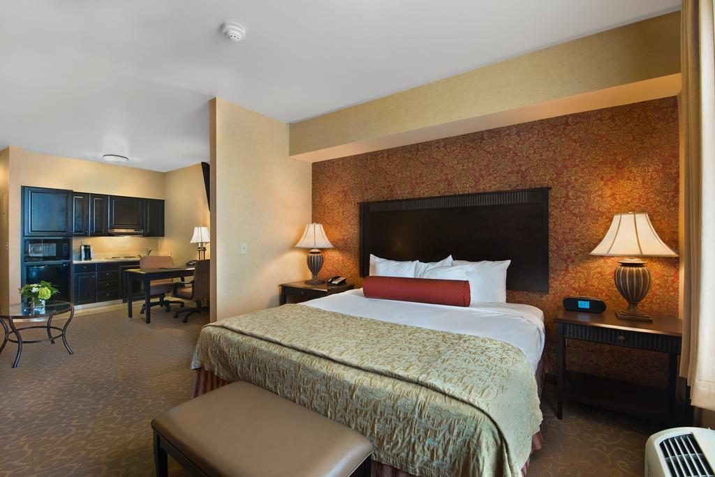 Oxford Suites Boise Esterno foto