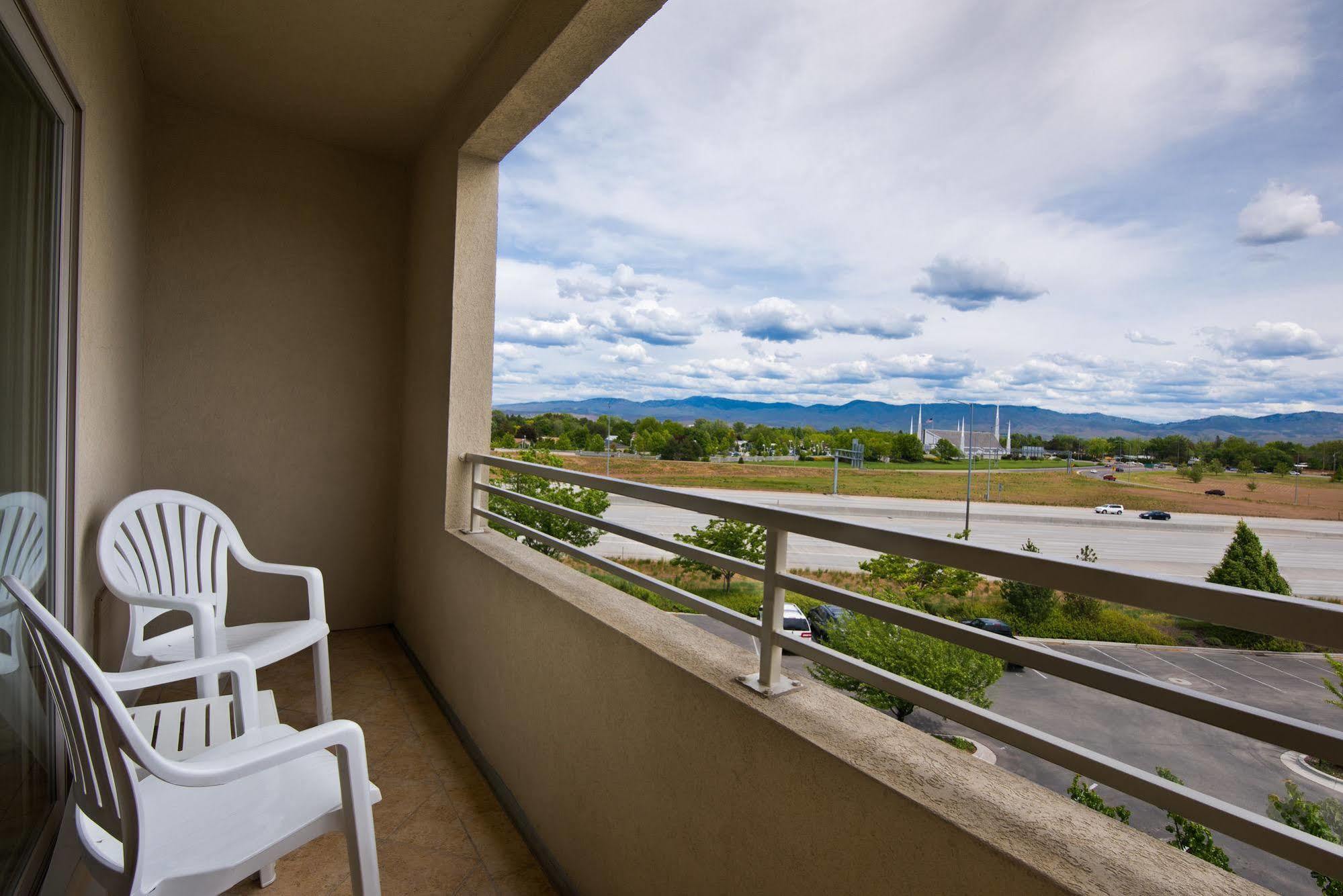 Oxford Suites Boise Esterno foto
